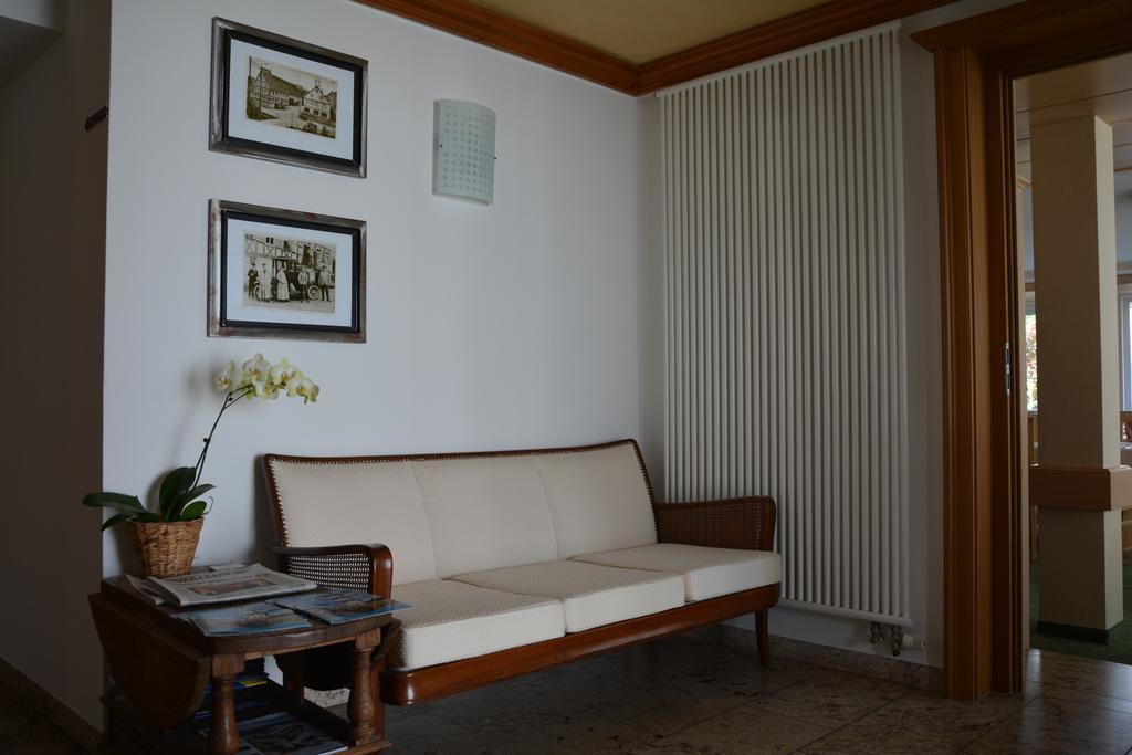 Hotel Post Jungingen Kültér fotó